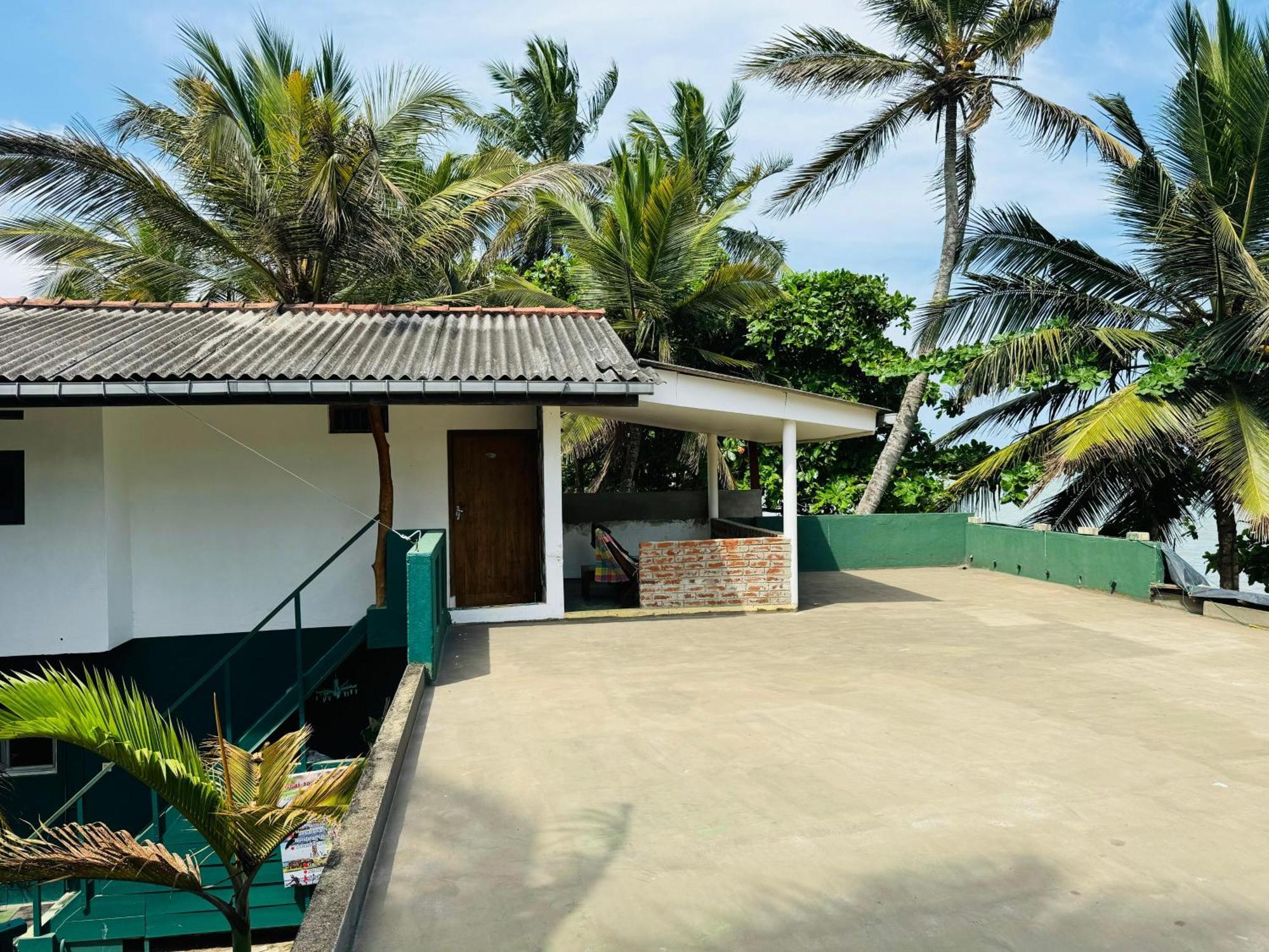 Frangipani Beach Villa Tangalle Bagian luar foto